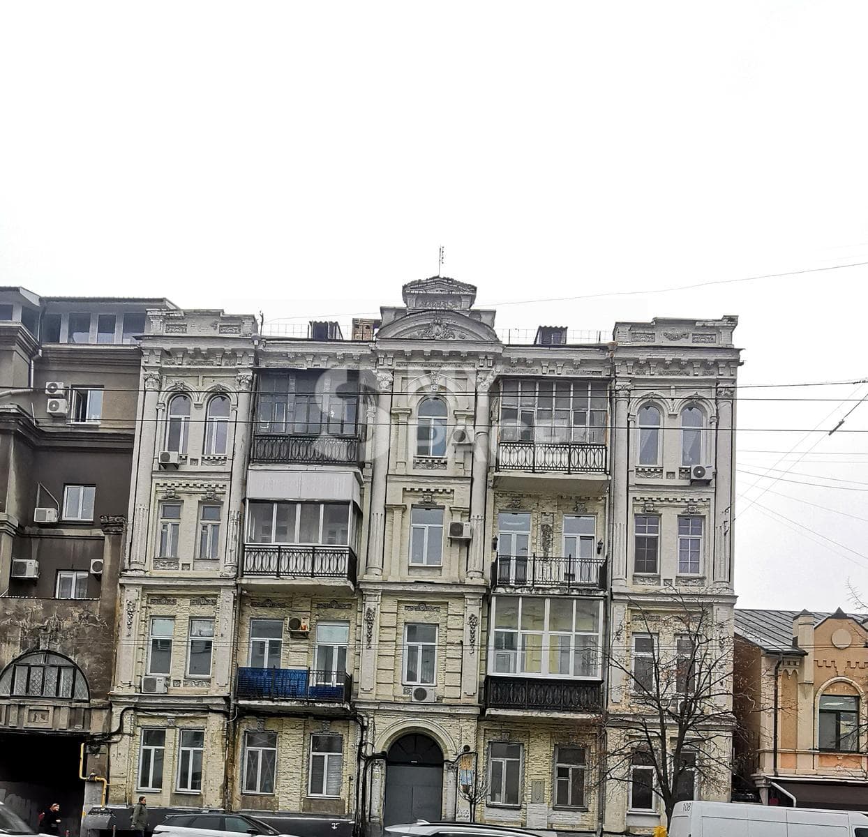 Саксаганського ул., 81