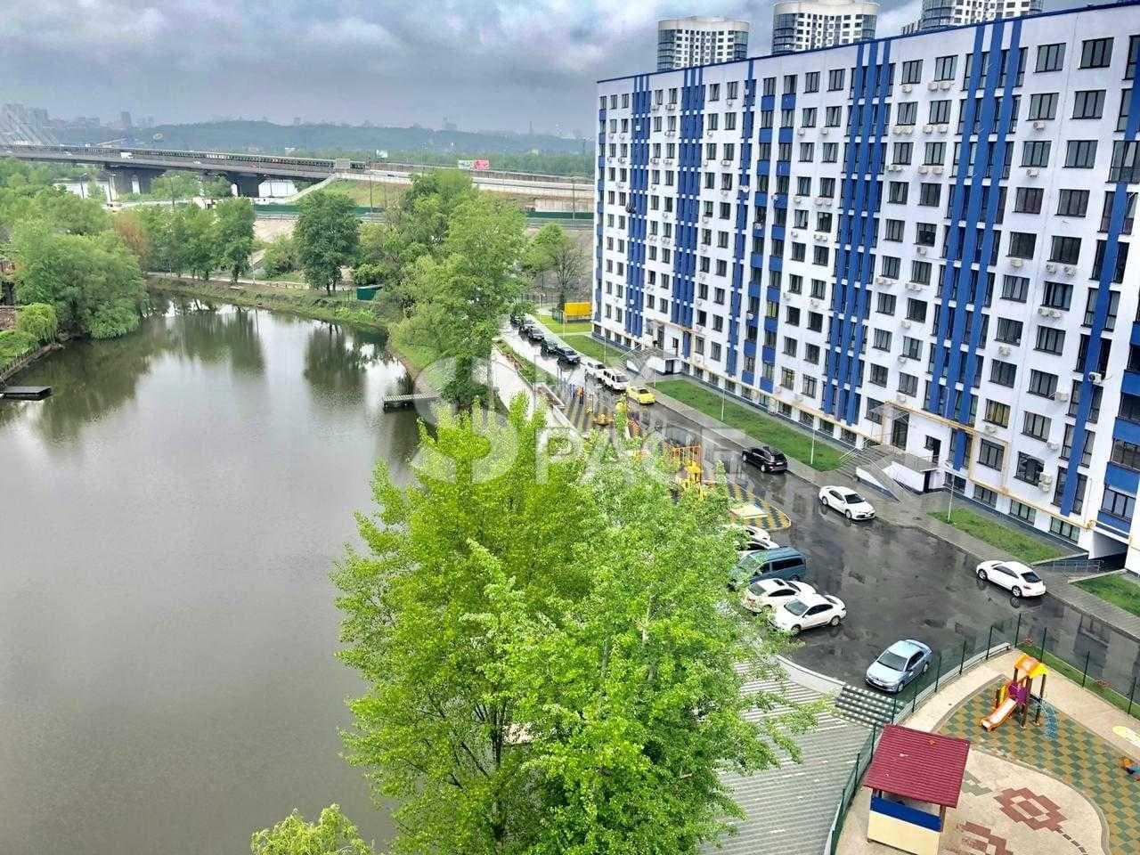 ЖК "Рів'єра" вул. Алімпія Галика, 75Г
