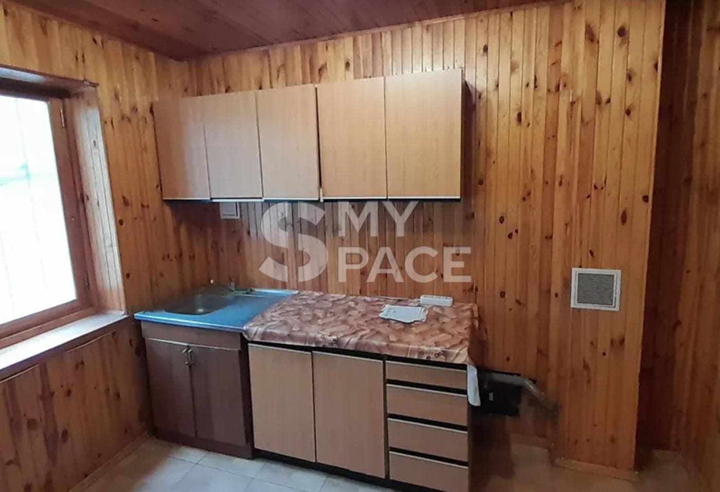 вул. Васильківська 38