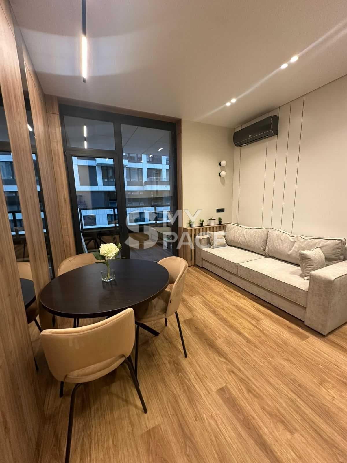 RC UNIT Home, vul. Hareta Dzhonsa, 12A