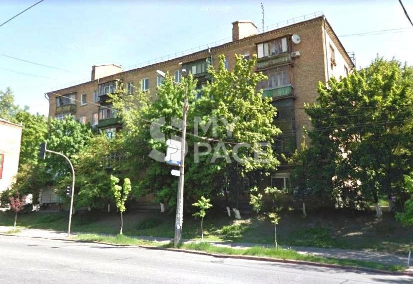 вул. Бойчука Михайла (Кіквідзе), 37