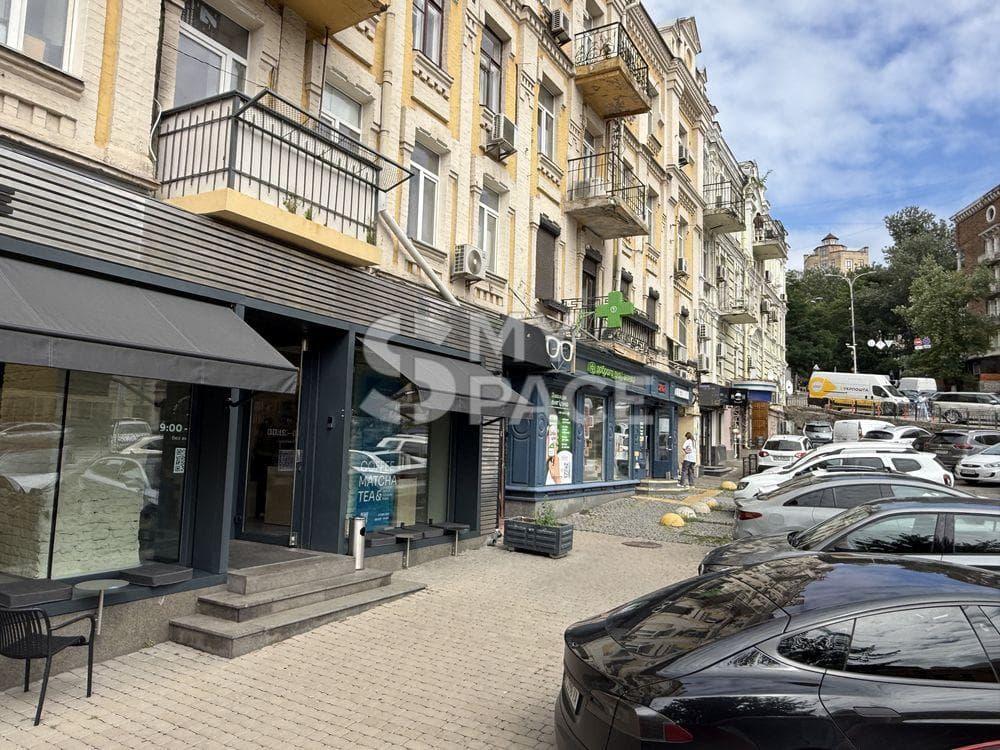 Басейна 7, 50м2