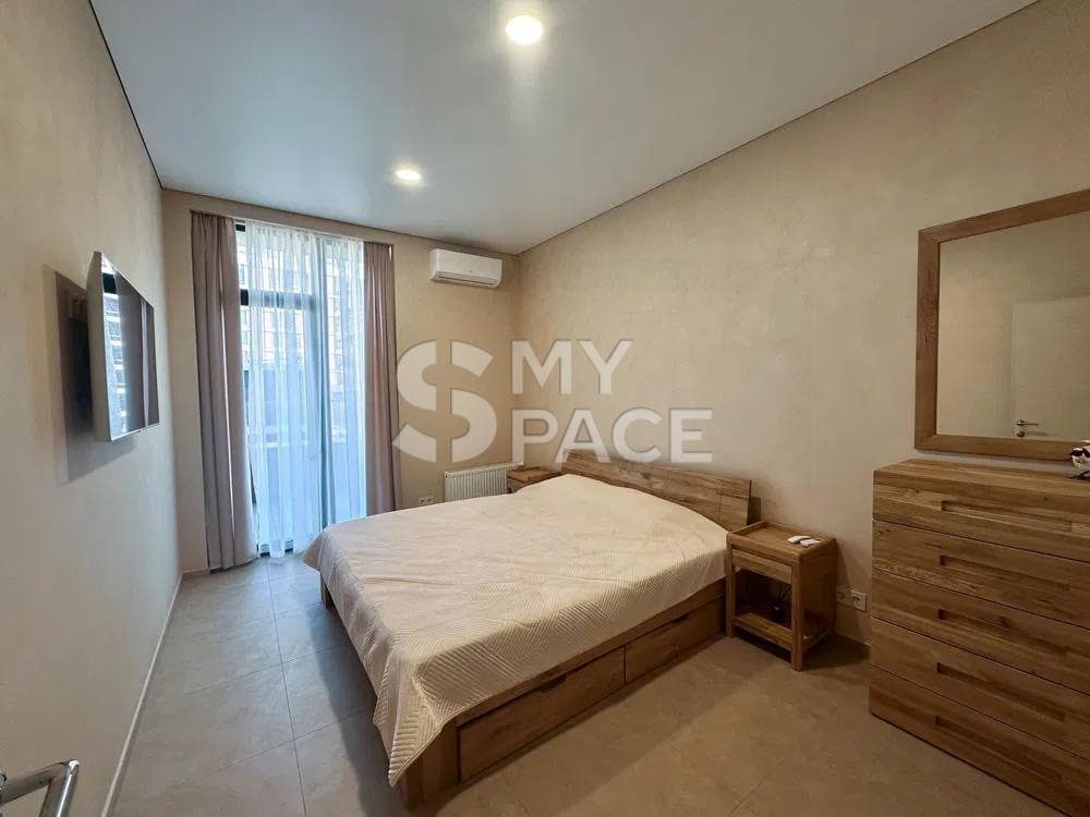 ЖК UNIT Home, вул. Ґарета Джонса, 12
