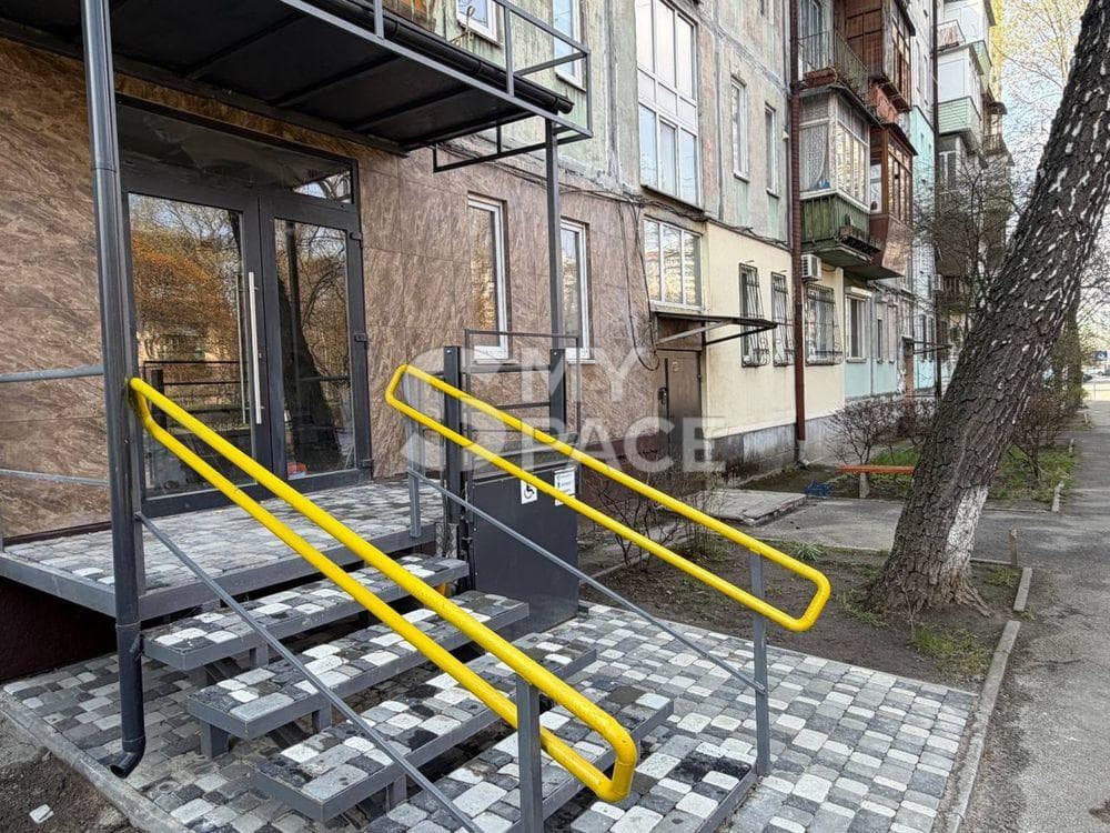 2k. prosp. Povitroflotskyi / Chokolivskyi bulv. Solomianka