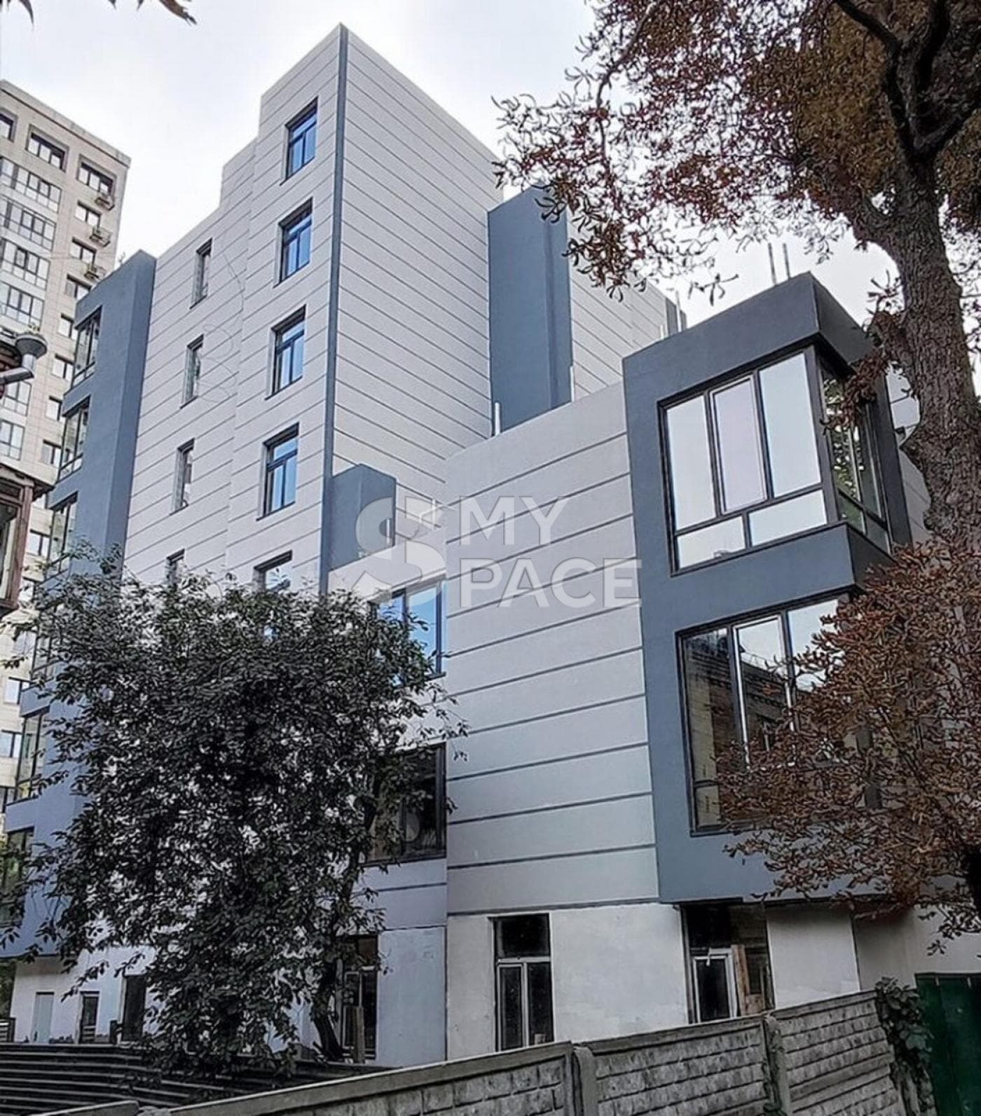 вул. П. Мстислава Скрипника, 46
