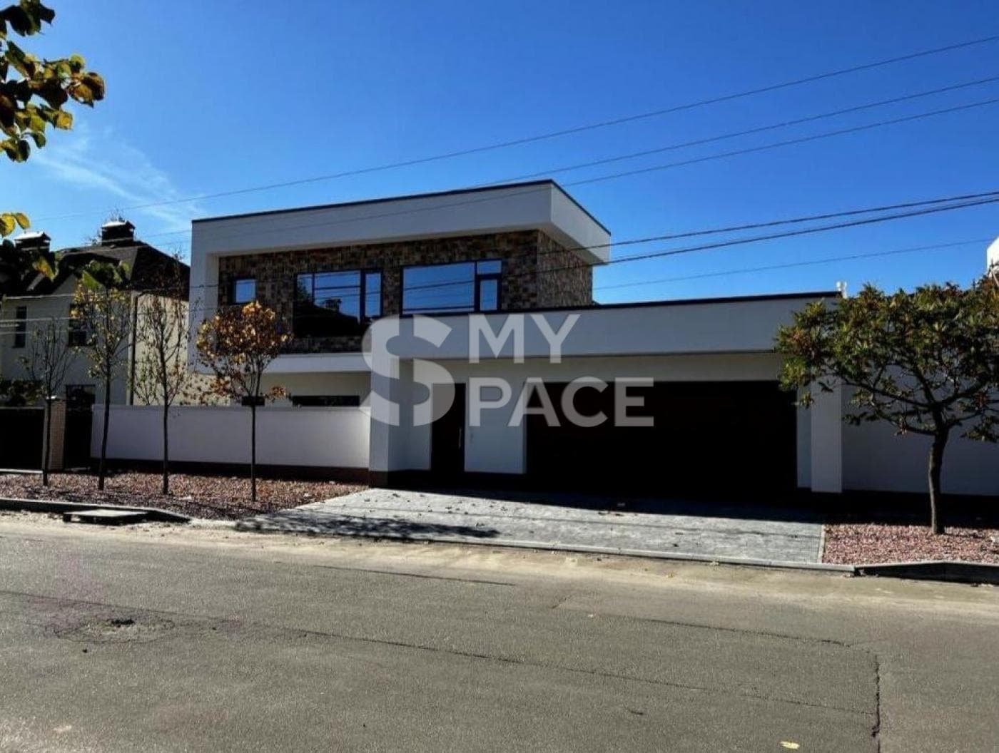 Orenda bdudynku 320 m2 z baseinom Petropavlivska Borshchahivka