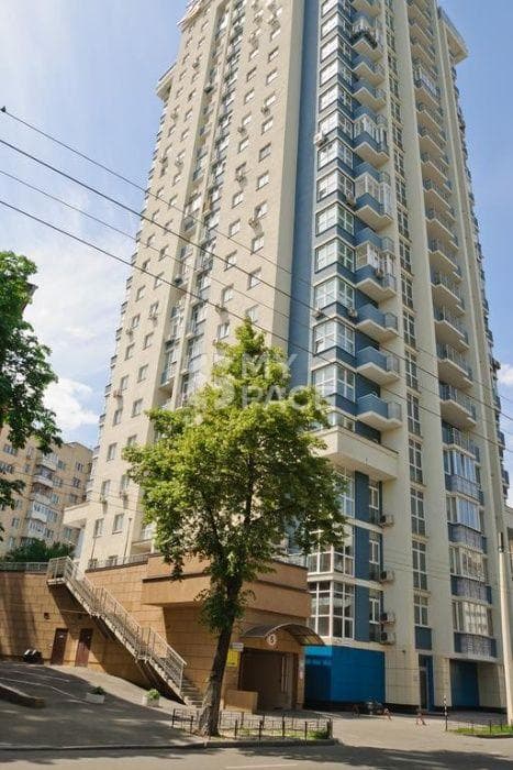вул. Білоруська, 3, 50 кв.м.