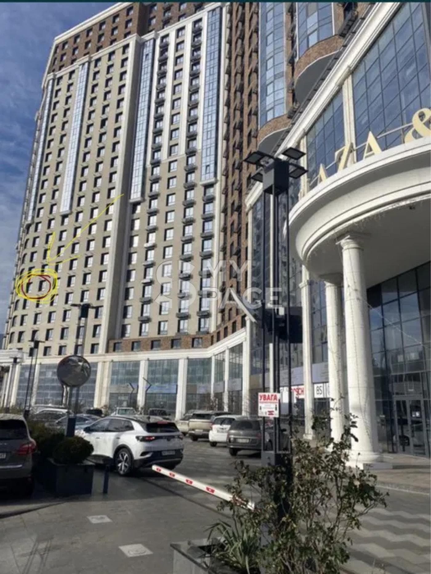 Вул. Глибочицька 73, ЖК Podil Plaza & Residence