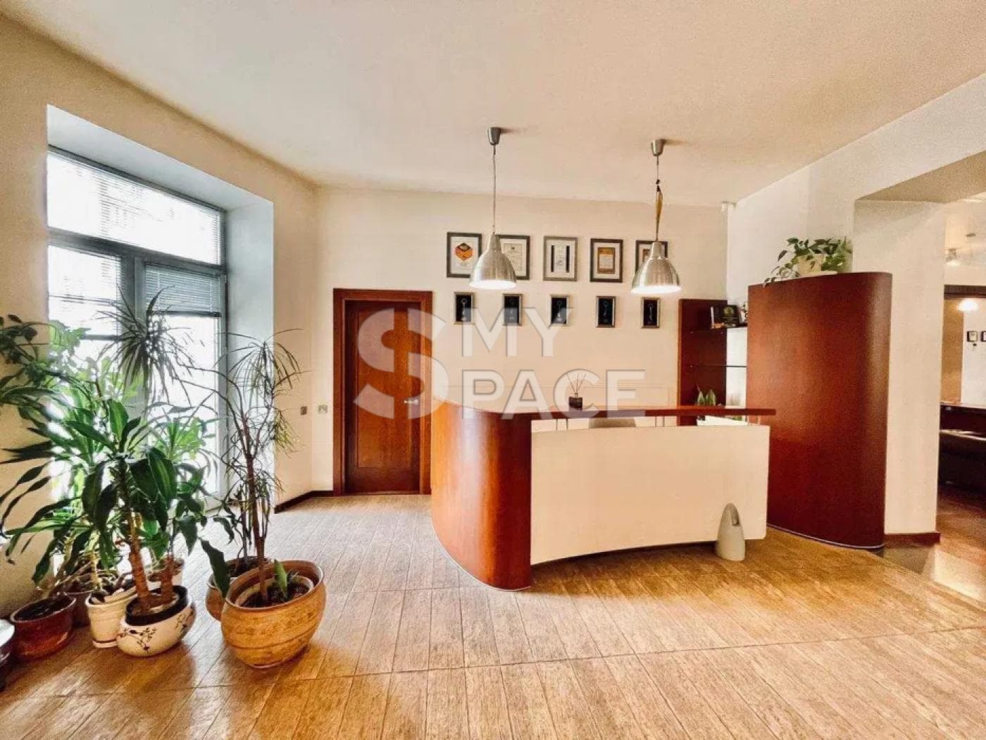 Продаж 4к 163м2 з ремонтом! вул. Саксаганського 58, Центр