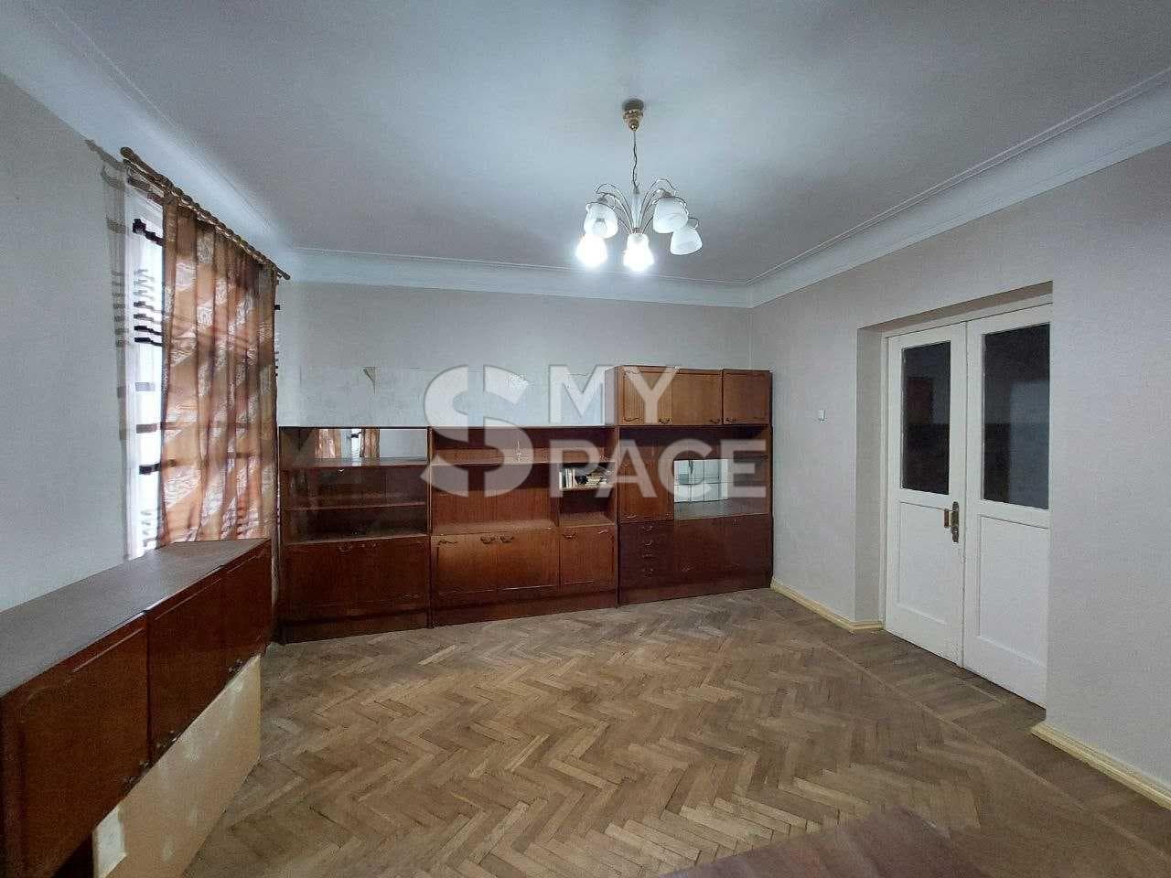 вул. Євгена Чикаленка, 2-4/7