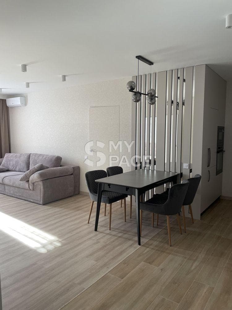 ЖК Liko Grad, ЖК Perfect Townвул. Максимовича 32 Б.