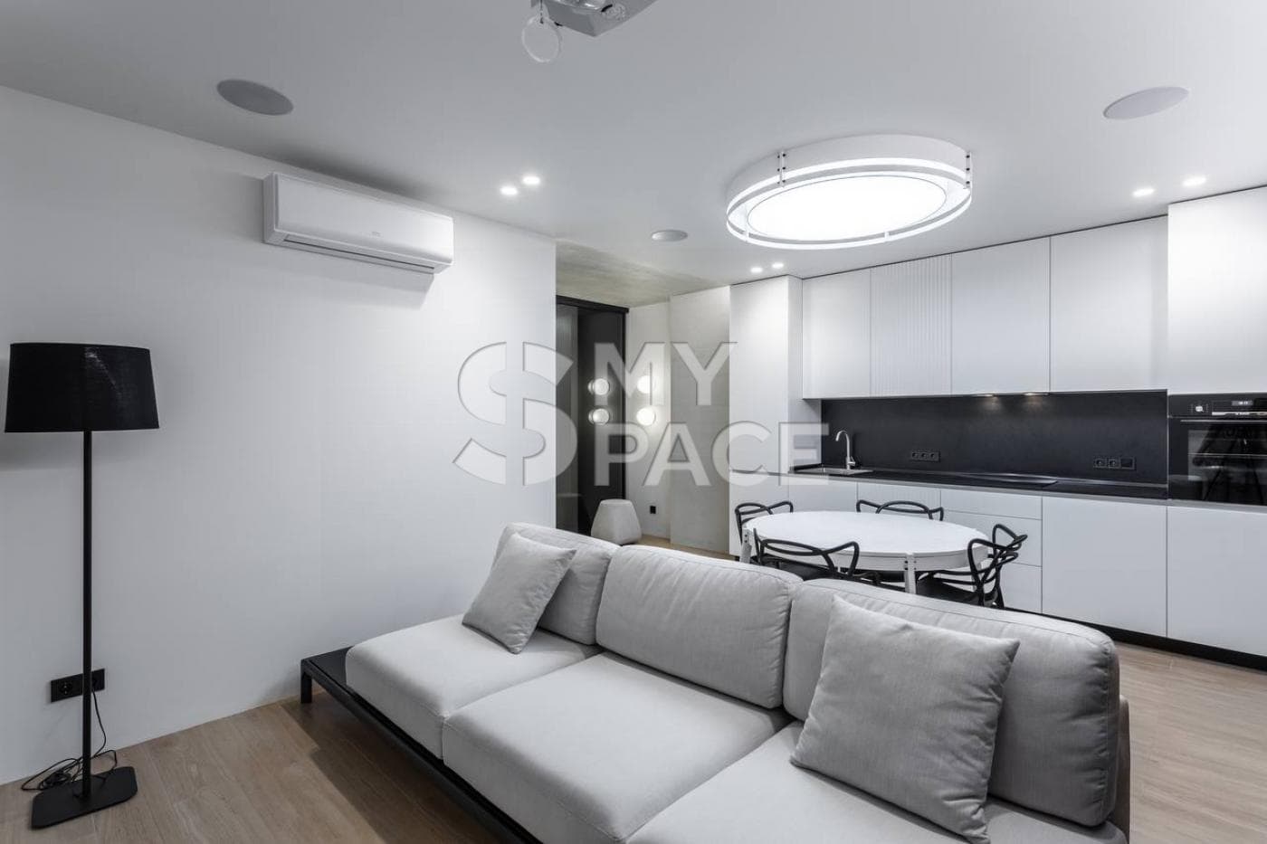 Продаж 3к квартири, ЖК New York Concept House, Голосіївський р-н