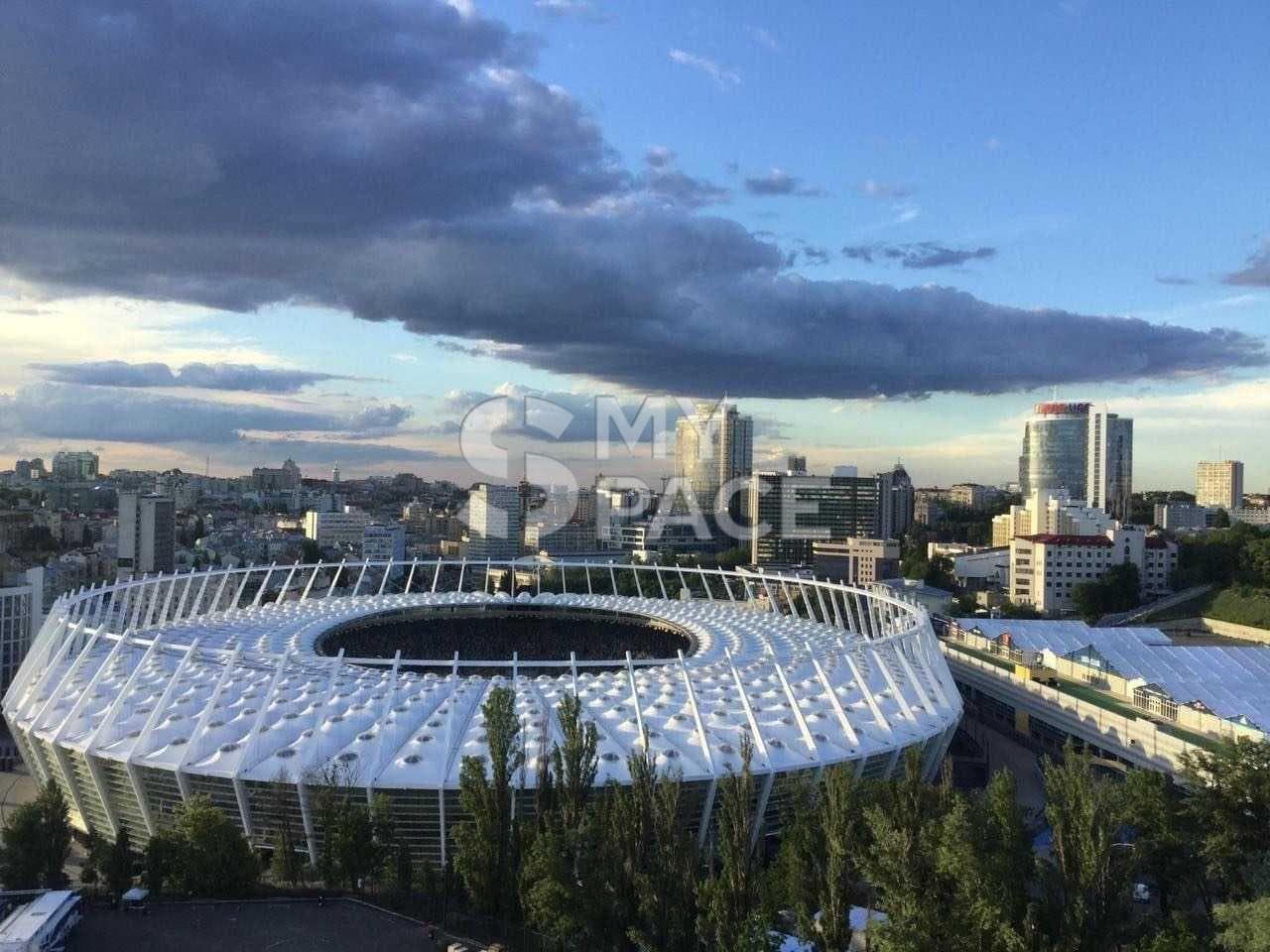 Вул. Ділова, буд. 2б
