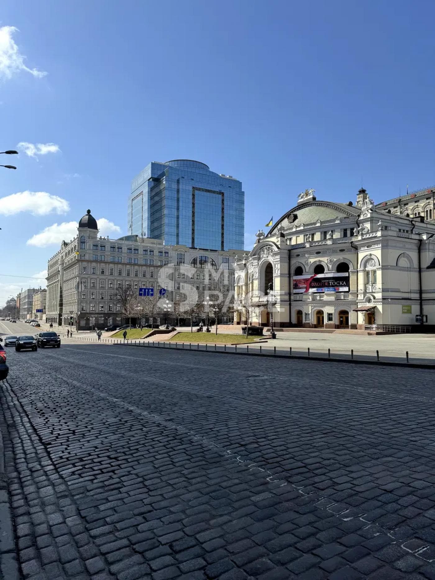 вул. Володимирська 51/53