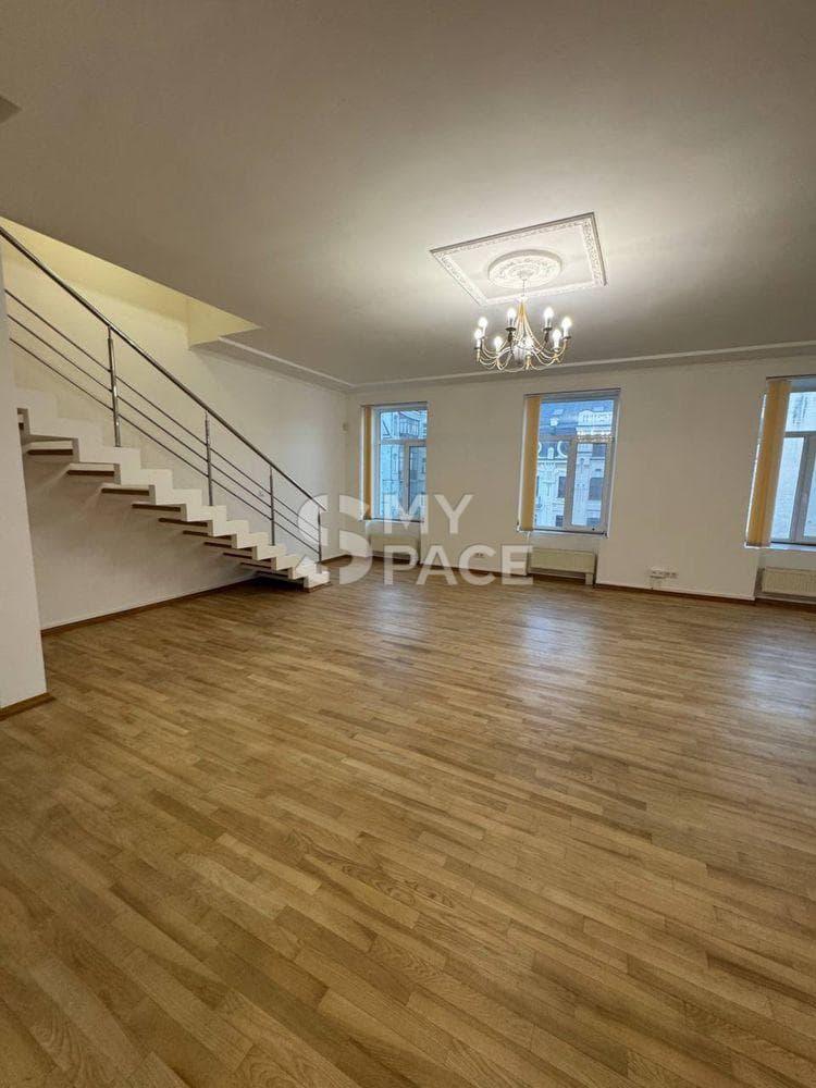 Пров. Тараса Шевченка, 13/21