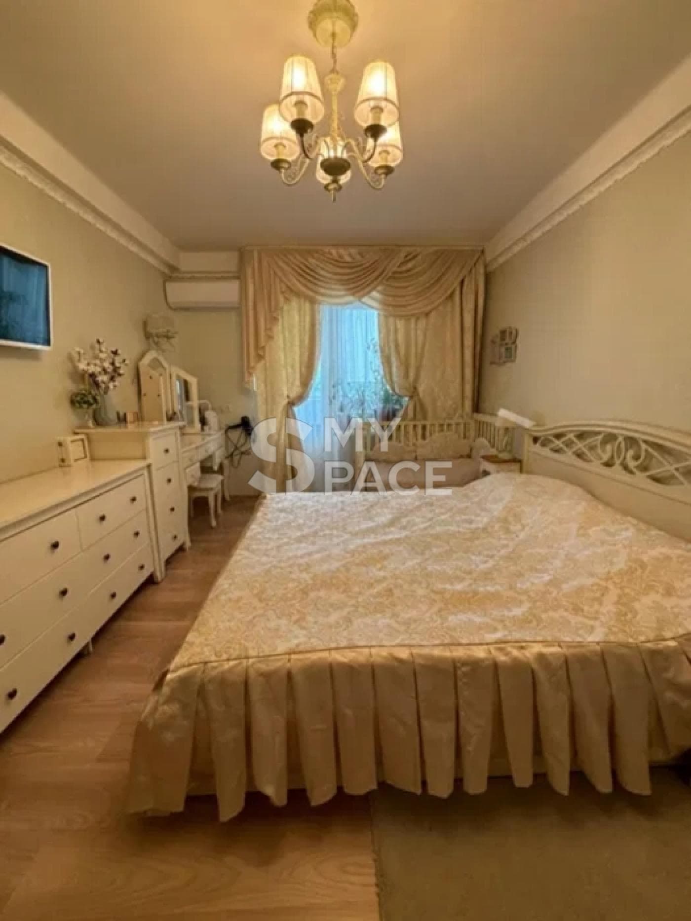 Вул. Васильківська, 2