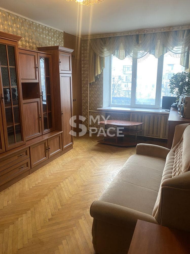 просп. Берестейський, 1, 98 кв.м.