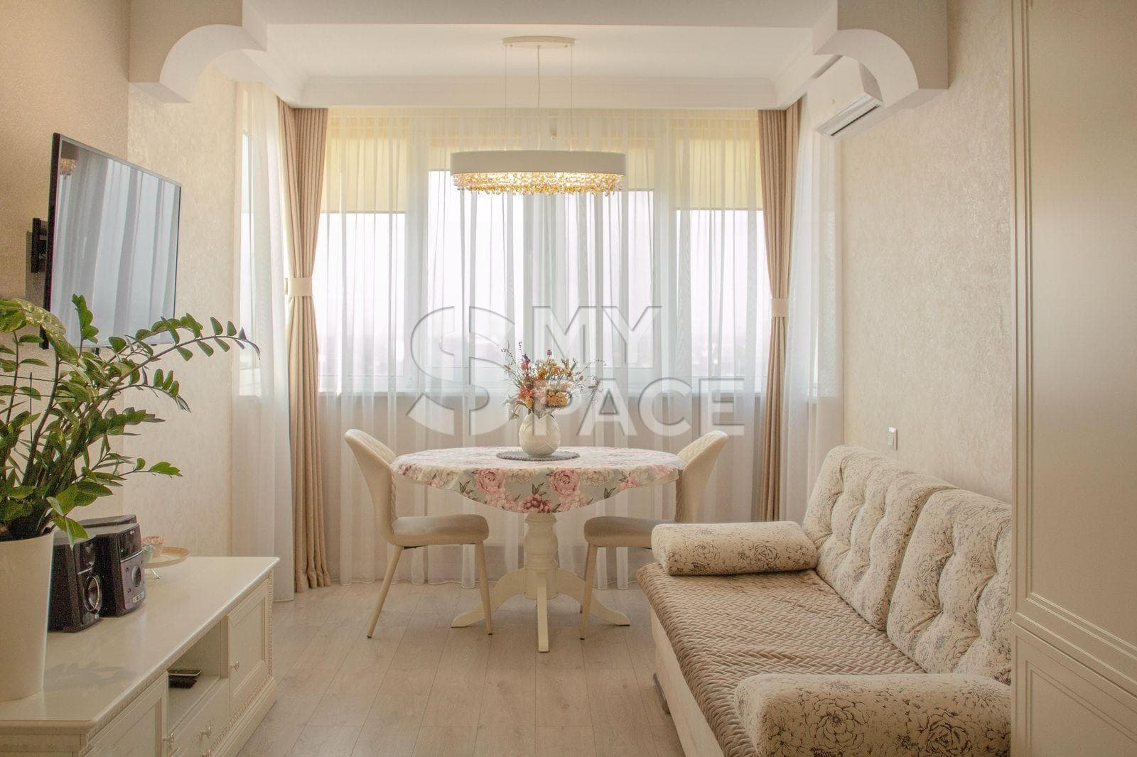 ЖК Паркові озера, вул. Воскресенська, 16
