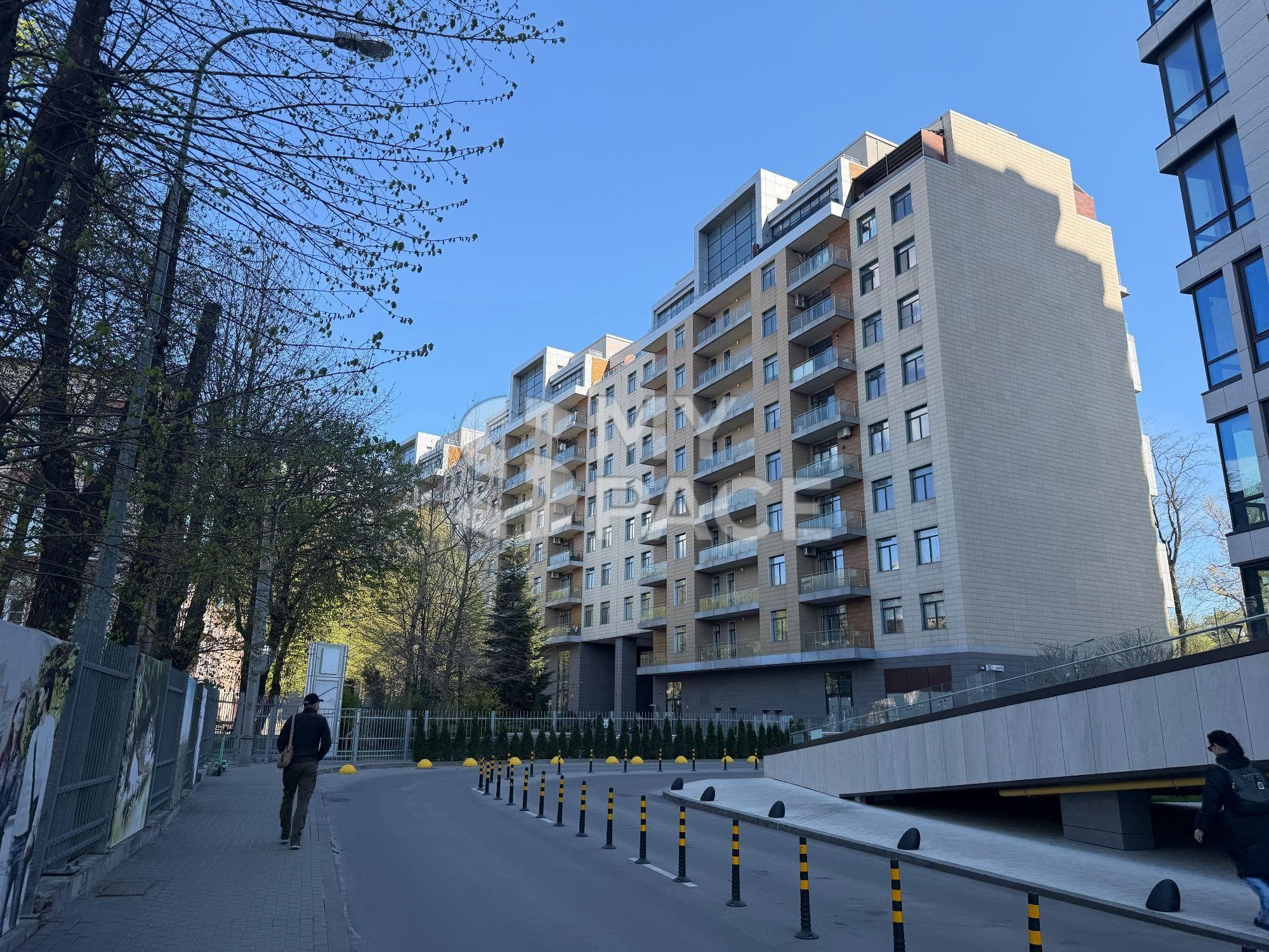 Продам 3к квартиру 133м2 в ЖК Crystal Park Крістал парк