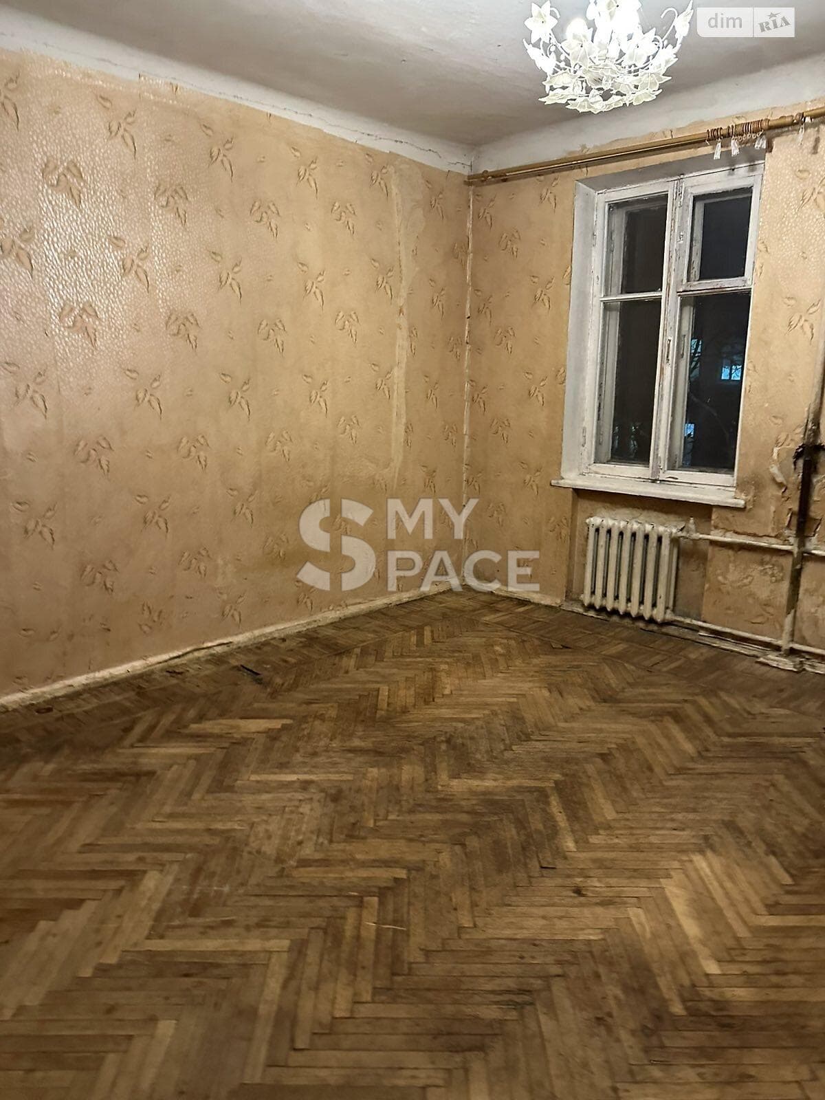 Вул. Тарасівська, 3