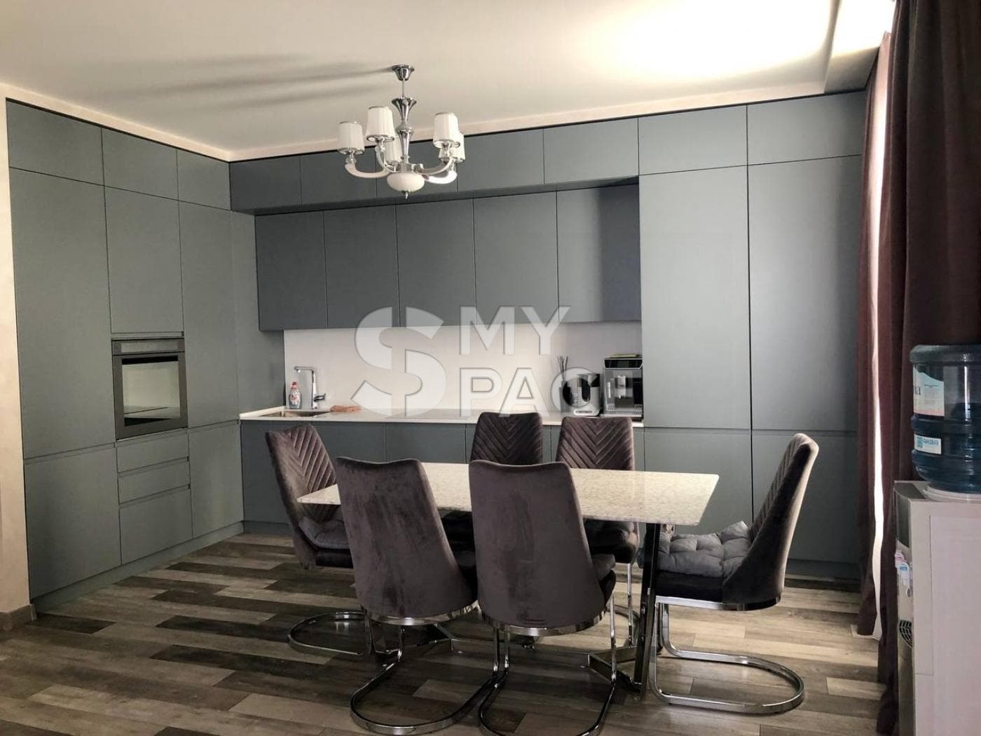 Продаж / Квартира / вул. Феодосійська, Деміївка, Киев