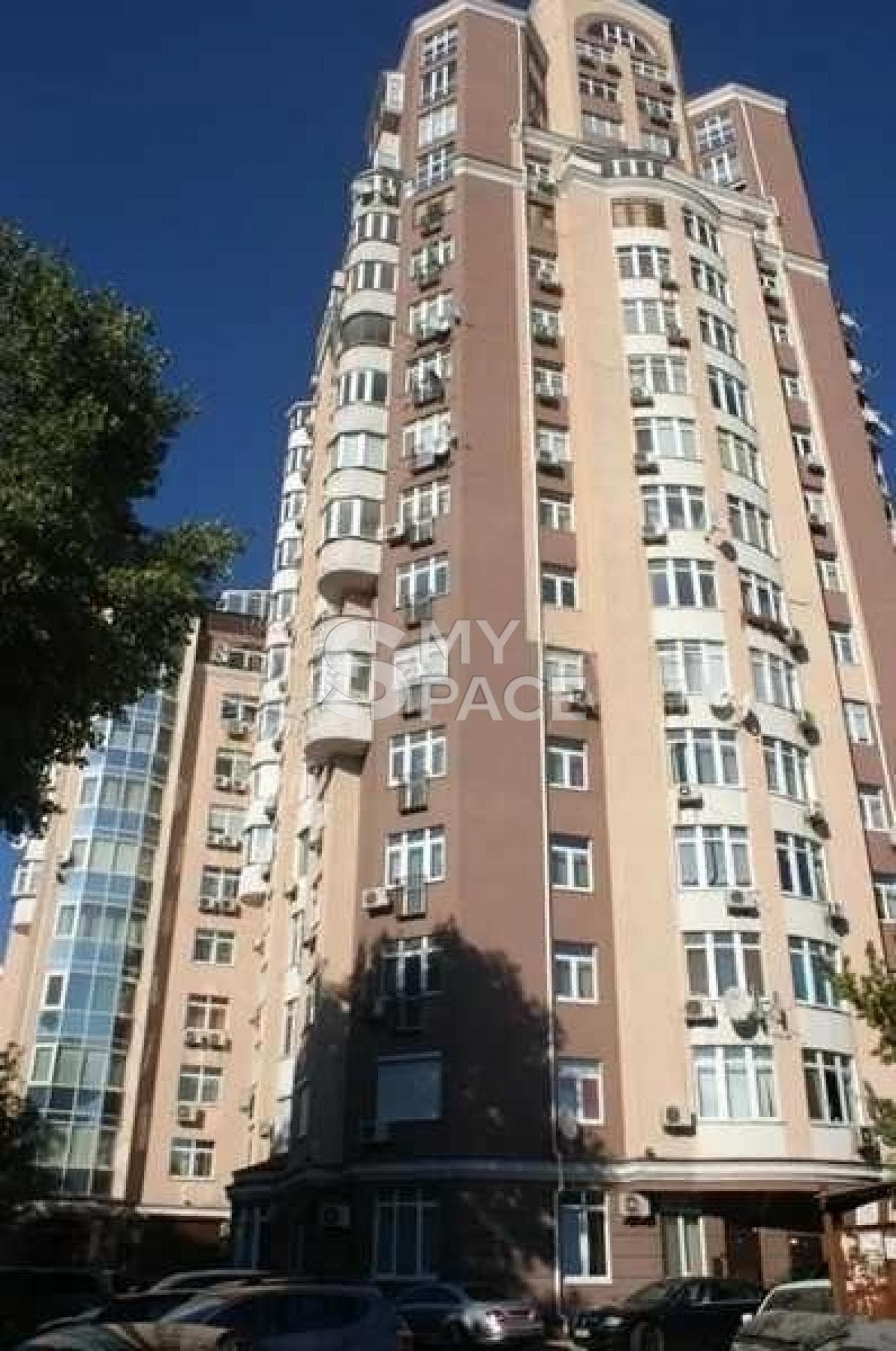 Кудрявський узвіз, 3А