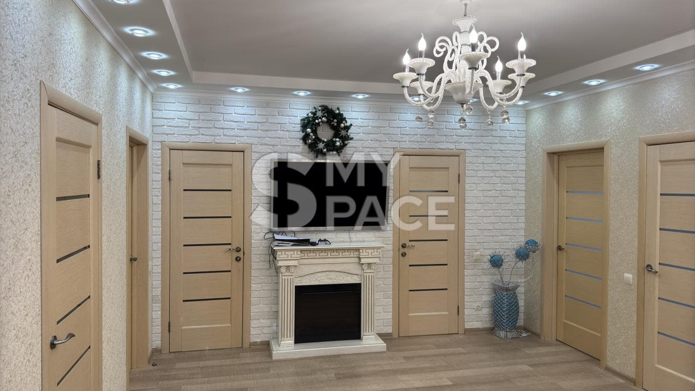 ПРОДАЖ! Вул. Максимовича 3г, ЖК 4Сезона, 4-к, 126 м²