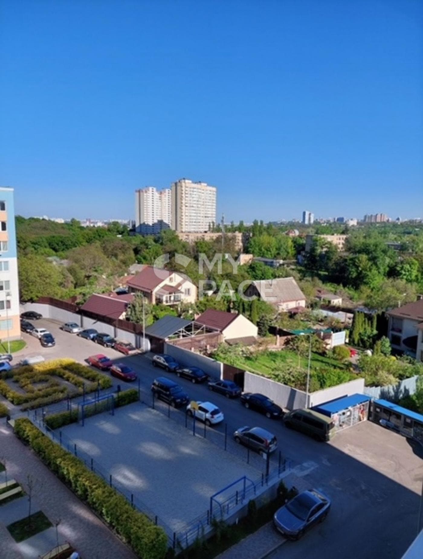 вул. Сергія Данченка, 32Б