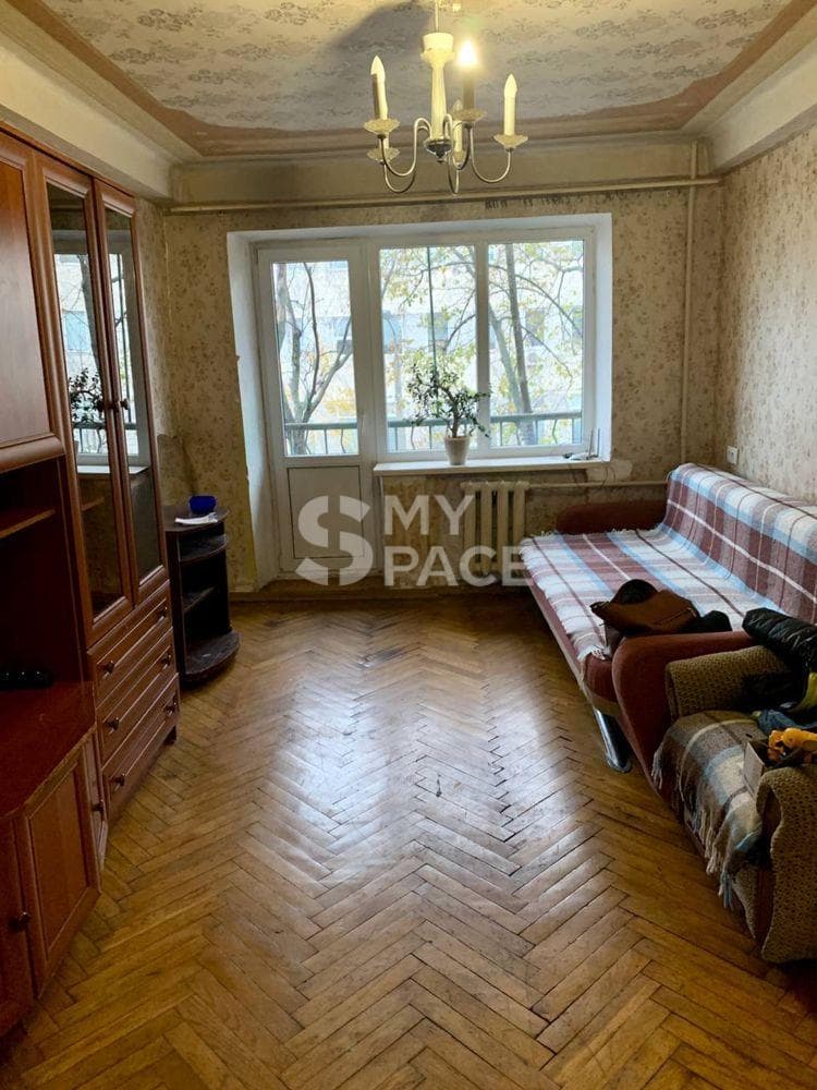 вул. Олекси Тихого, 89а