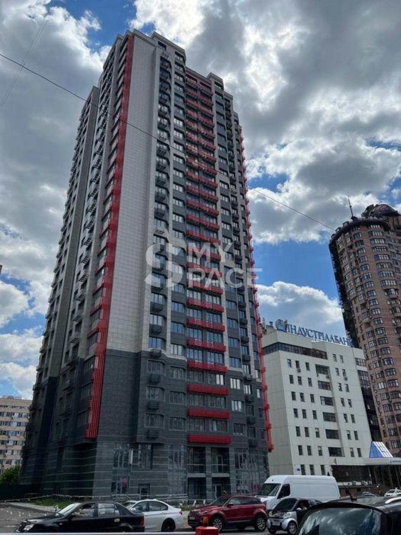 ЖК Гвардійський, вул. Алмазова Генерала, 18/7