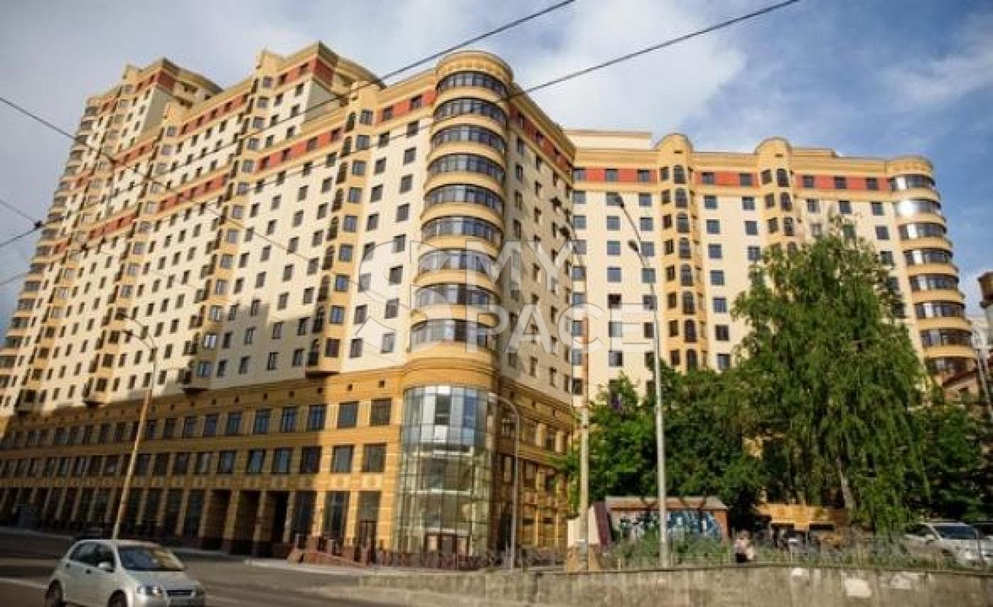 вул. Полтавська, 10