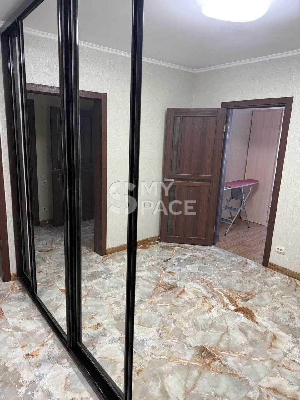 Перша оренда ЖК Амурський, вул. Ю.Здановської 36а метро Васильківська