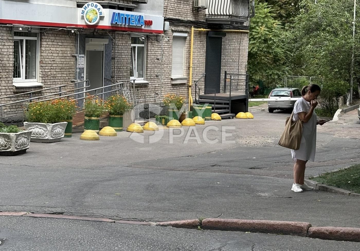 Кловський узвіз, 11