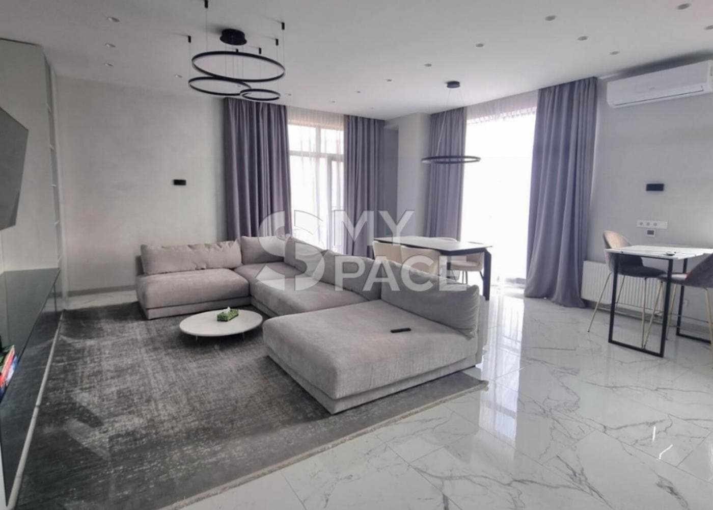 Клубний будинок Tarasovskiy Apartments, вул. Тарасівська 9в