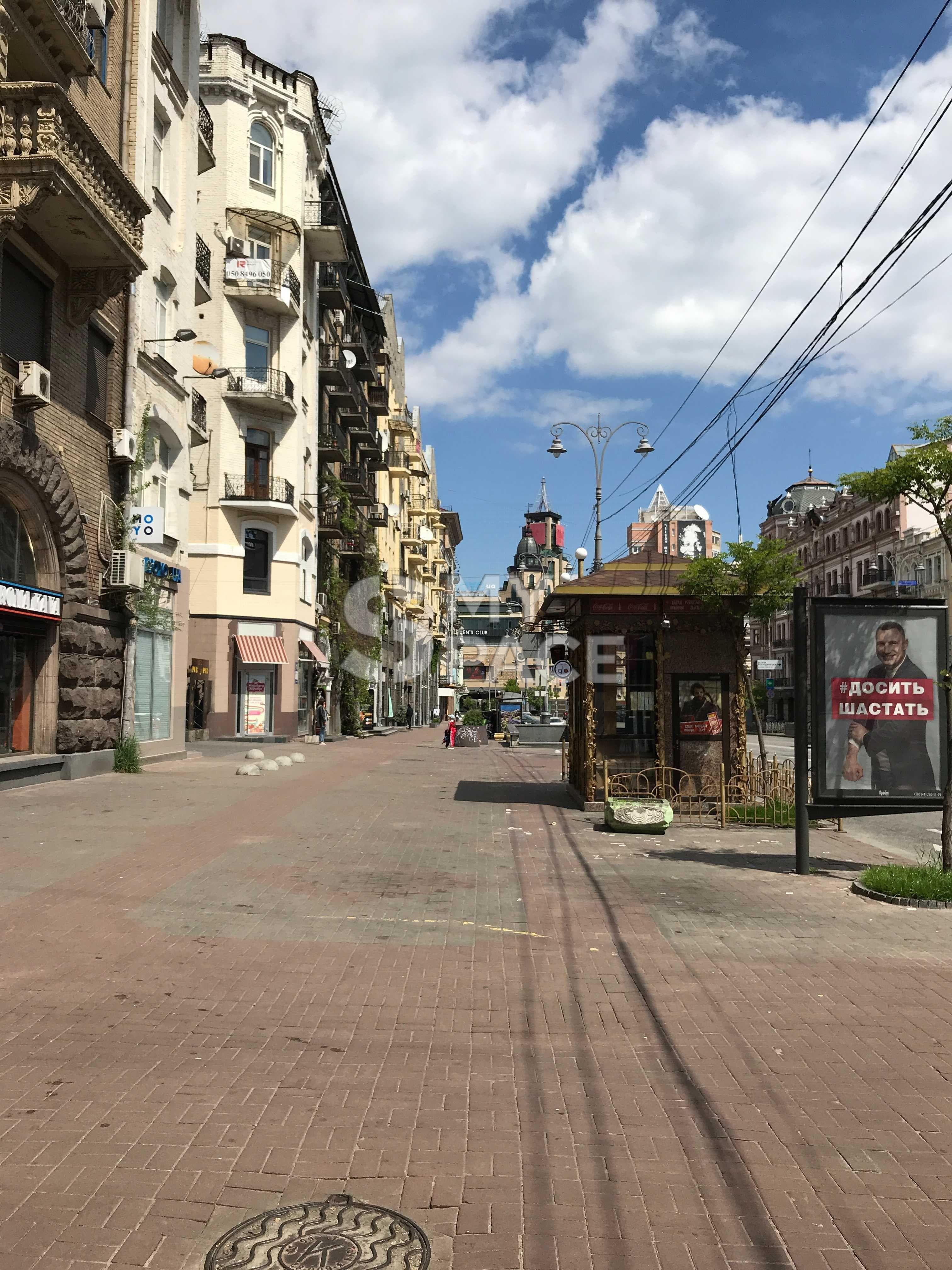 вул. Велика Васильківська, 18