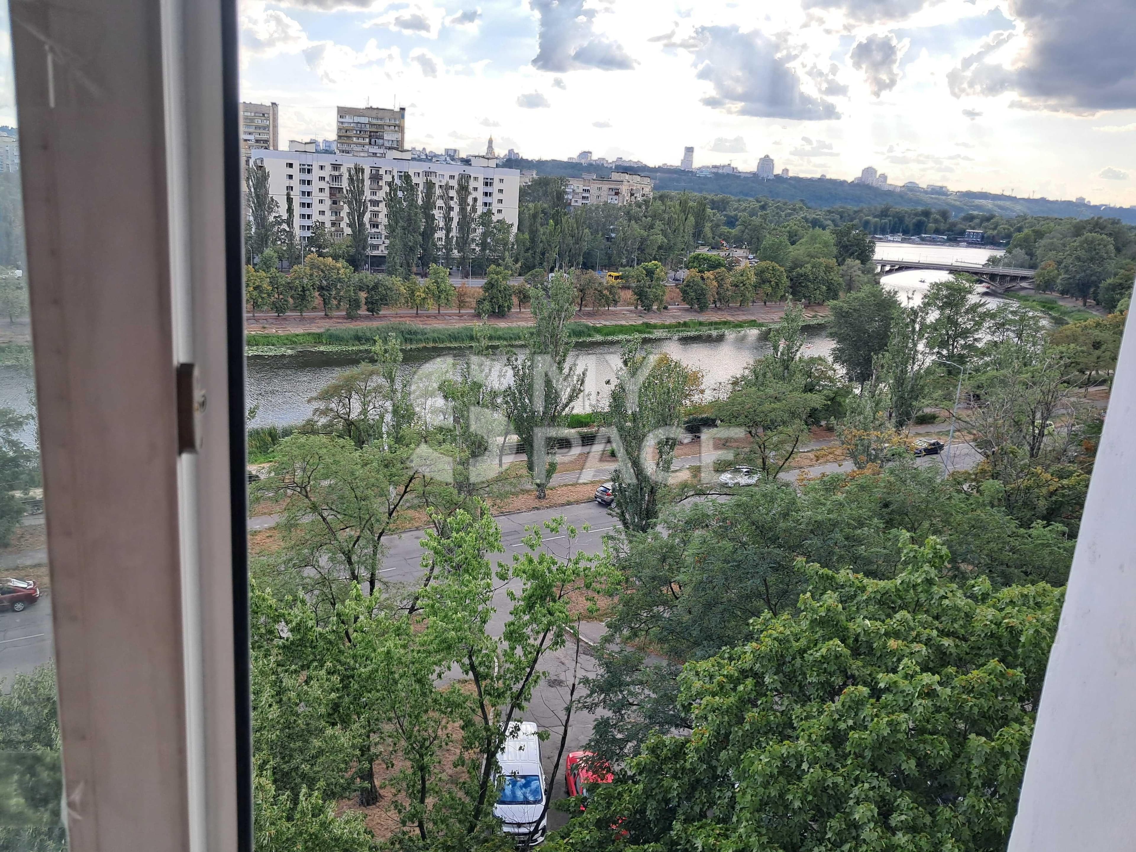 Флоренції 9