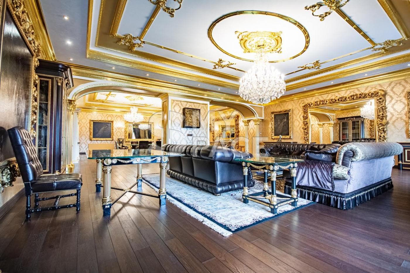 Продаж 3 к квартира Regent Hill