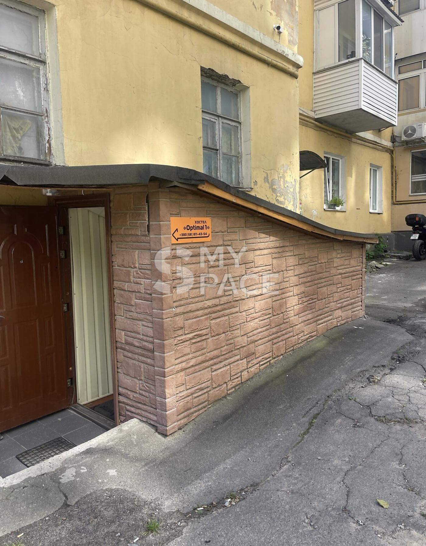 вул. Татарська, 32