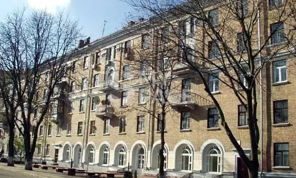 vul. Akademika Romodanova, 17