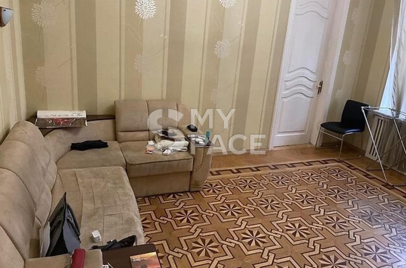 вул. Івана Франка, 20Б, 73 кв.м.