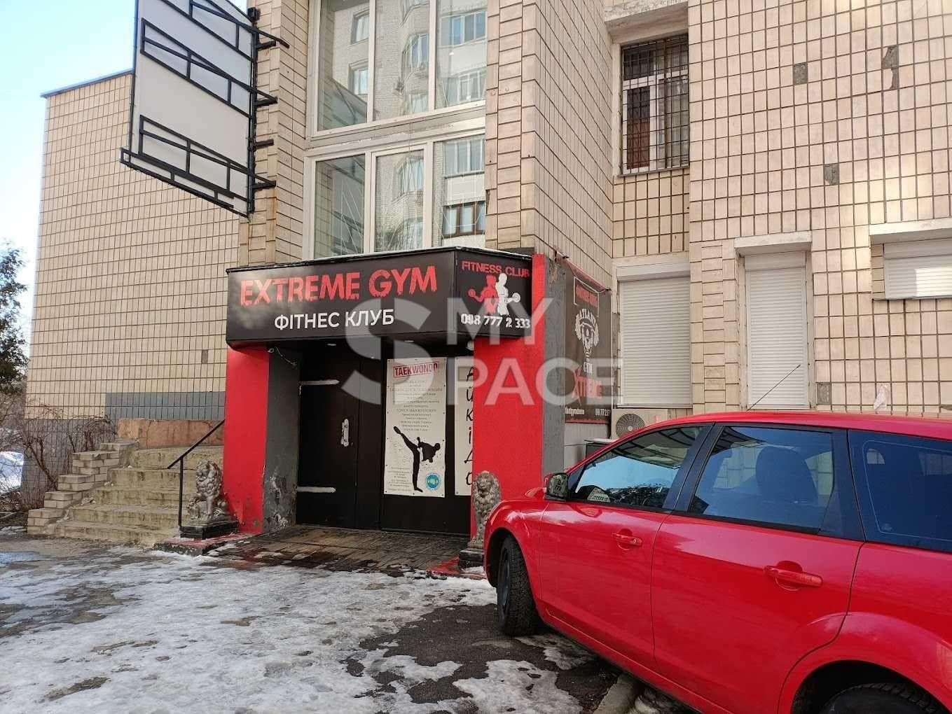 vul. Pryluzhna, 6