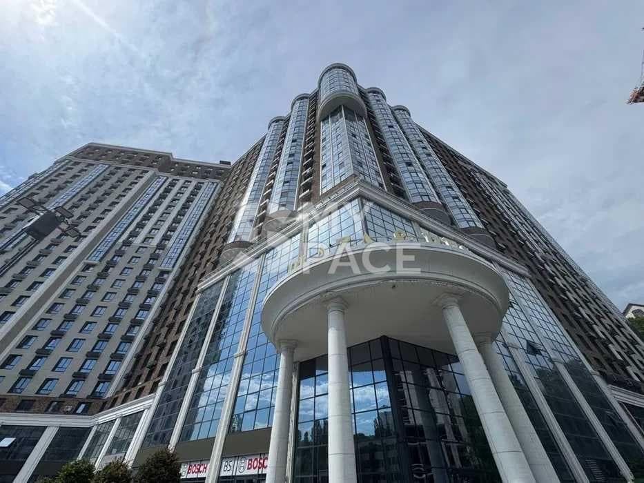 Podil Plaza & Residence вул. Глибочицька 73