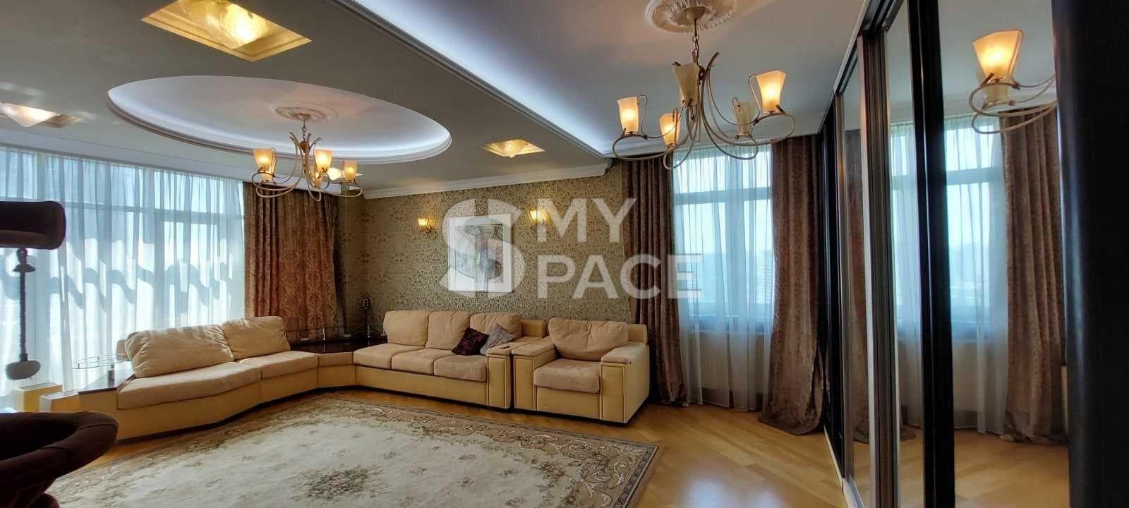 ЖК Тріумф, вул. Звіринецька, 59