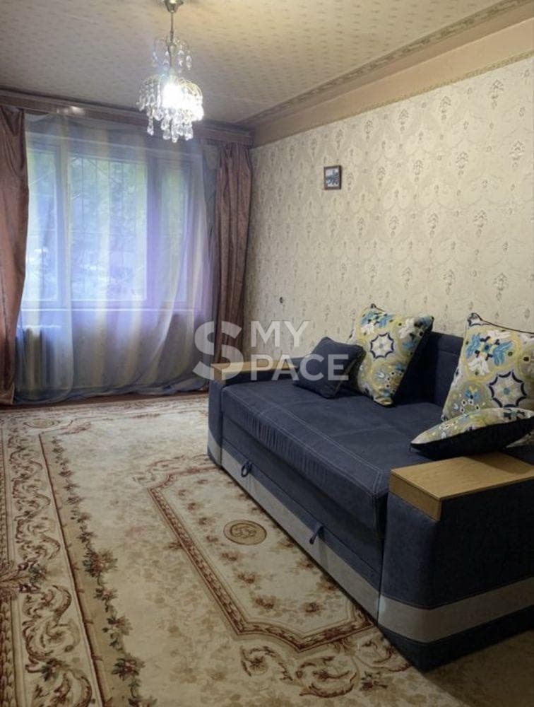 вул. Бакинська, 37