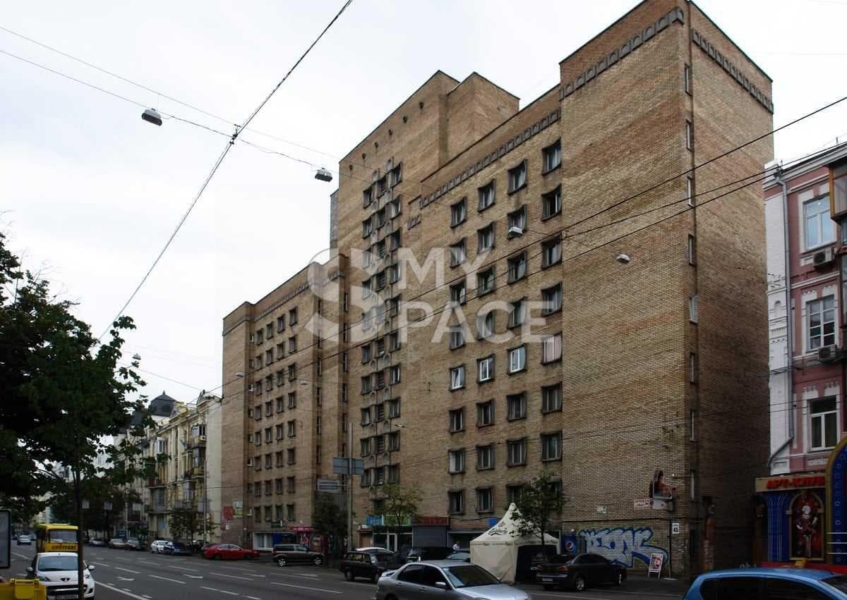 вул. Саксаганського, 45