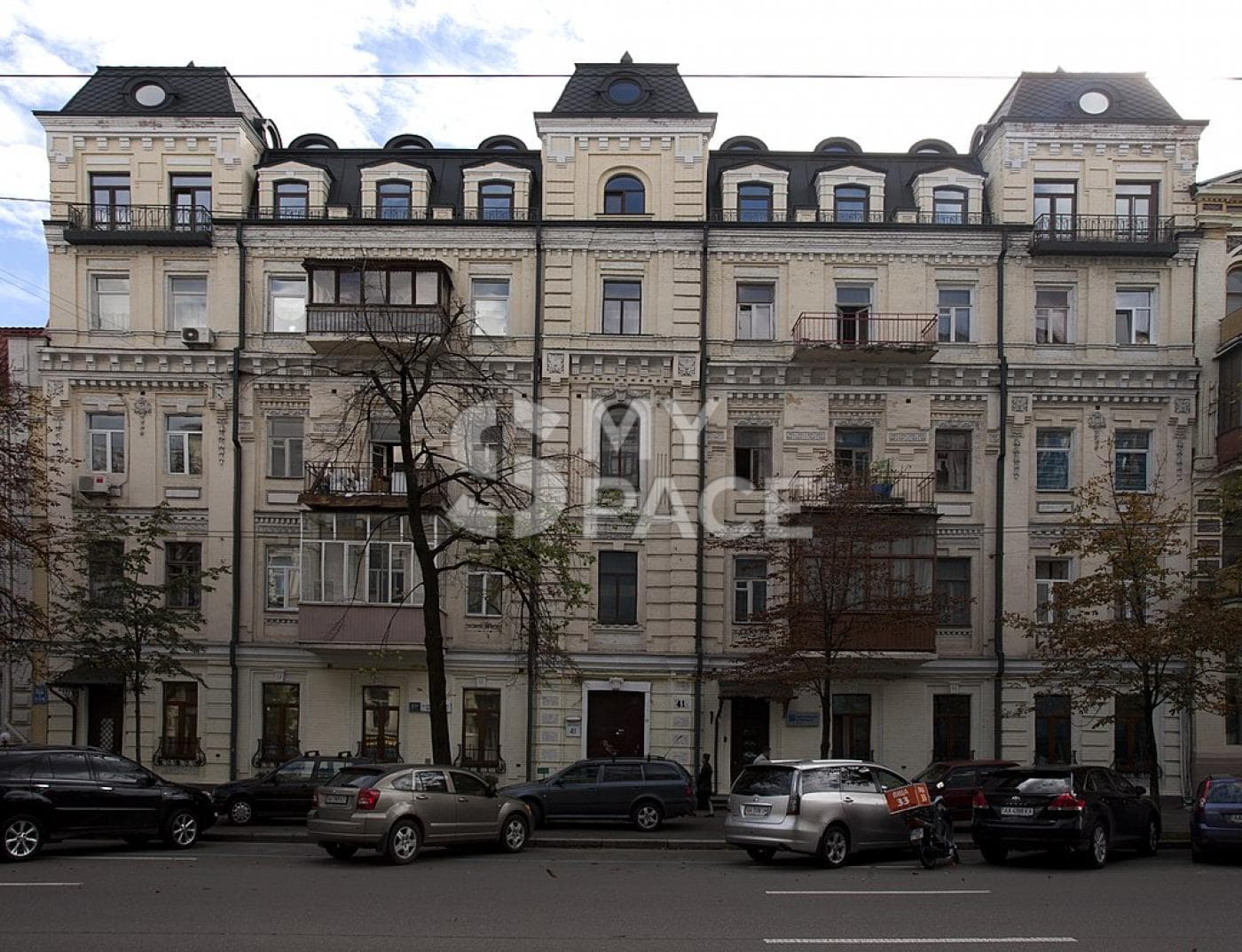вул. Саксаганського, 41