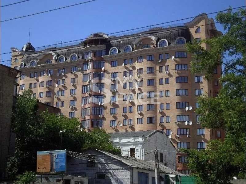Жилянська 30А