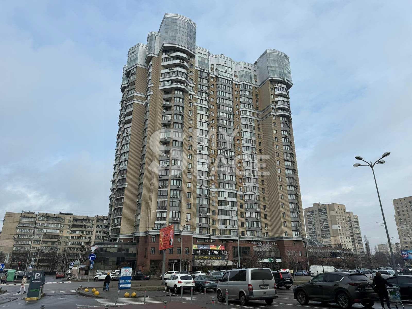 вул. Микільсько-Слобідська, 1а. ЖК Микільський град