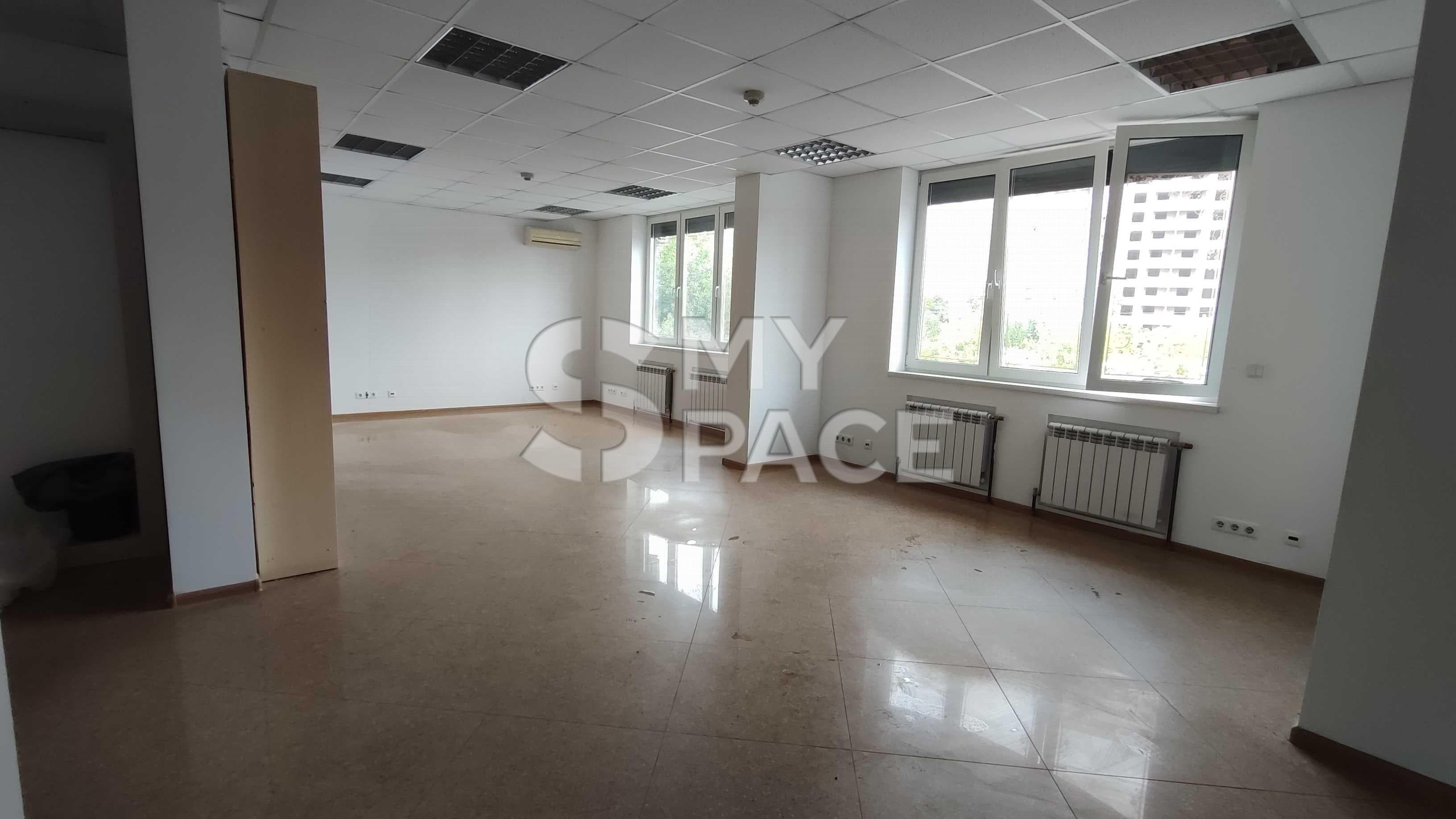 вул. Василя Касіяна,2/1