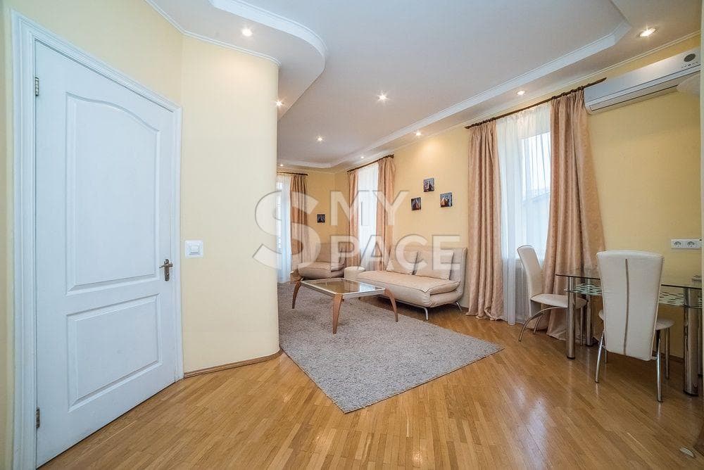 вул. Мала Житомирська, 20Г